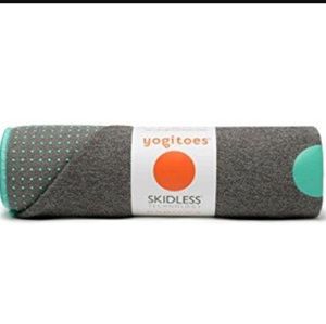 Manduka Yogitoes Skidless Mat Towel